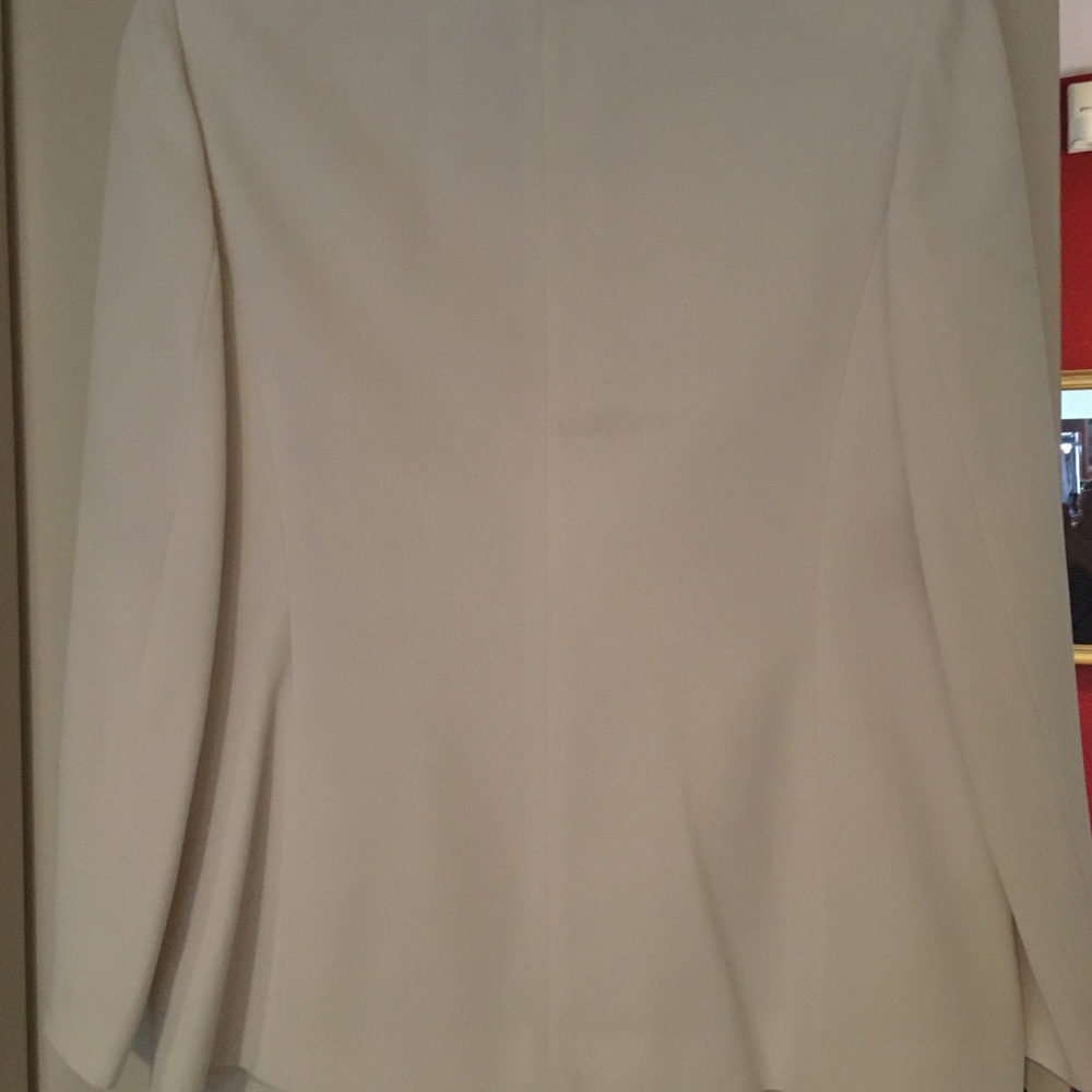 Off White Color Pantsuit size 10 - Picture 3 of 6